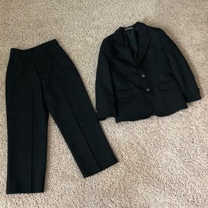 EUC Dockers boys size 7 suit set